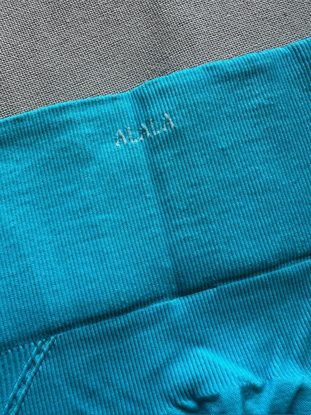Alala Barre Seamless Leggings New Medium - Picture 10 of 11